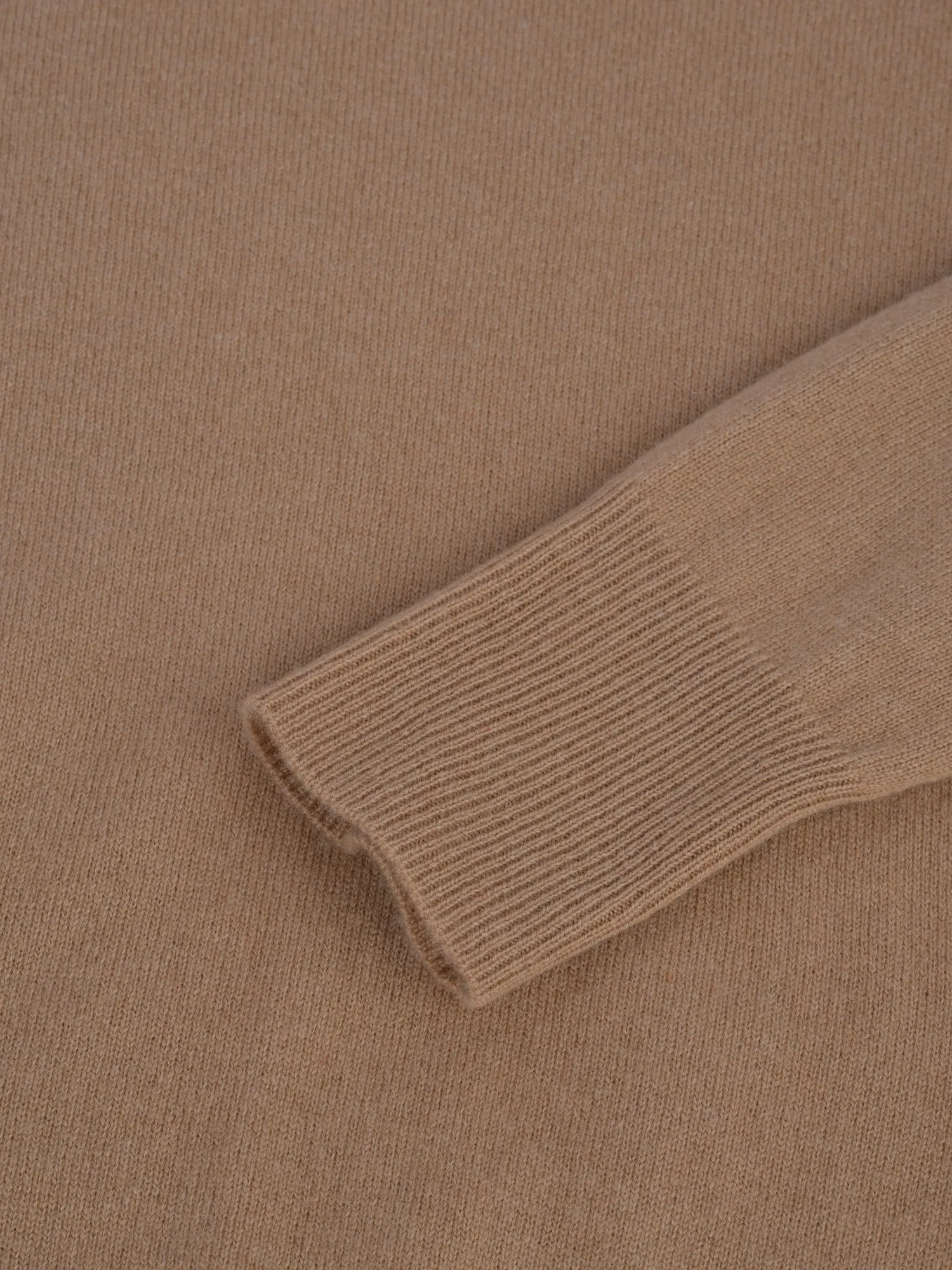 Classic Crew Neck Sweater_Camel